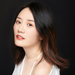 Autographed Trove Carafe 2019 Autographed by Kang 'Eve' Zhexi